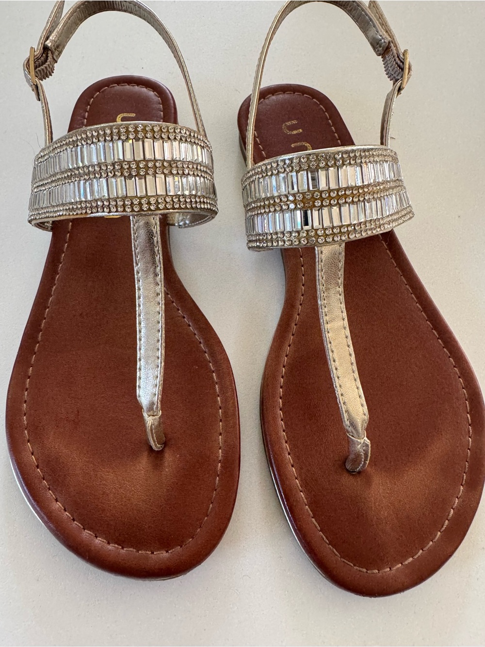 Unite Silver Rhinestone Embellished Flat T - Strap Thong Sandals Women's Sz 7M